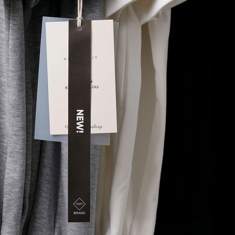 Wysokiej klasy zawieszki na ub – Winter Clothing Label recenzja i cena